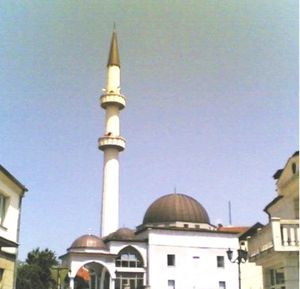 Carska džamija – Sultanija.jpg